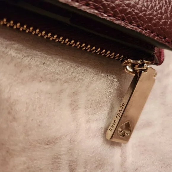 Kate Spade Wine Red Small Bifold Wallet EUC - Picture 2 of 5